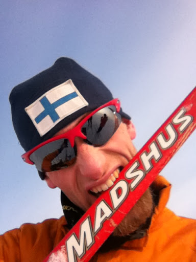 Sergei Kalugin evaluates the physical properties of the Madshus ski (with his teeth)